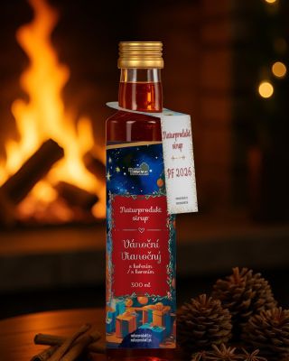 Vánoční pohoda začíná v hrnku. Už jste ochutnali náš voňavý Vánoční sirup s kořením? Stačí lžička do čaje nebo horké vody...